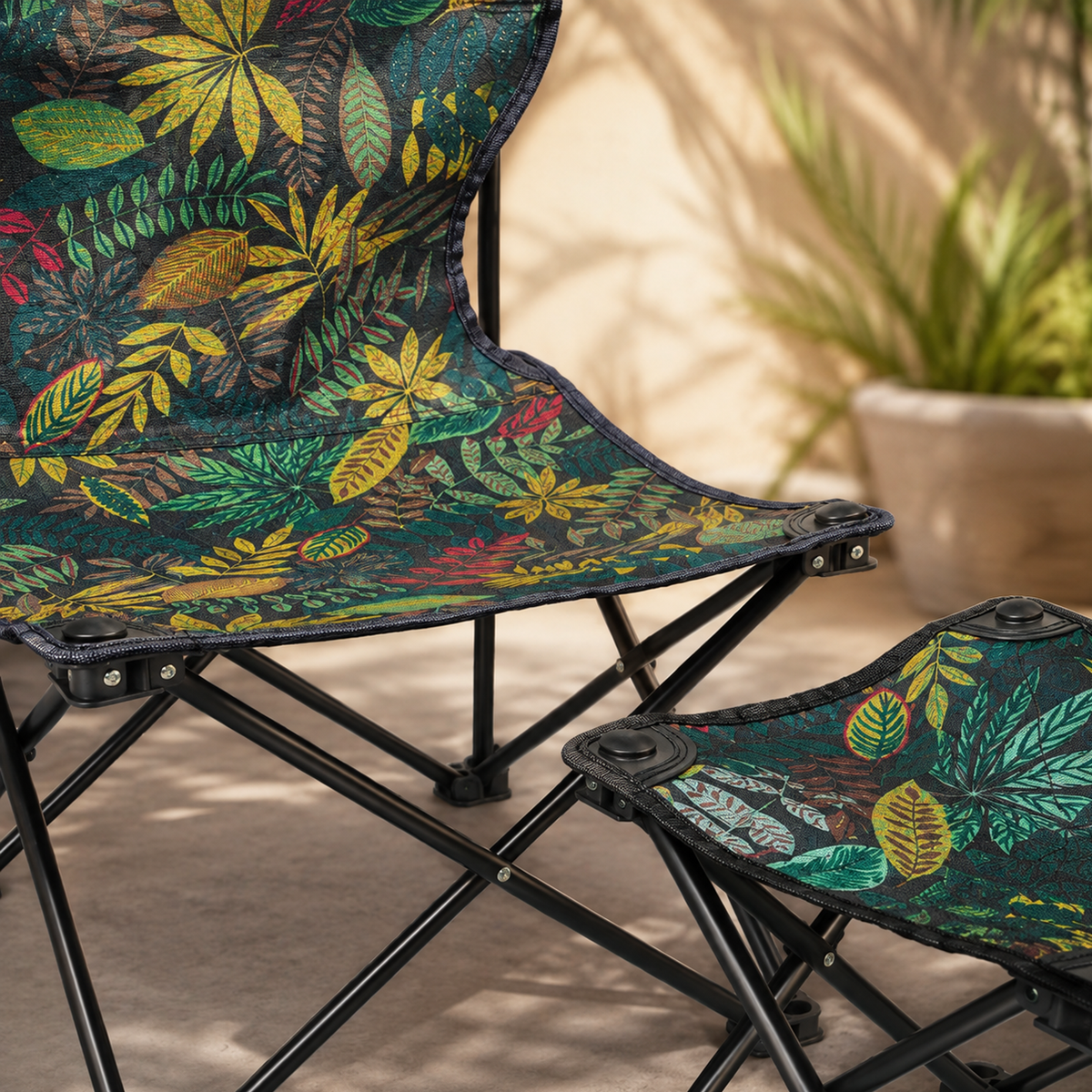 Folding Camping Chair(39x39cm) with Footrest (28x28cm)